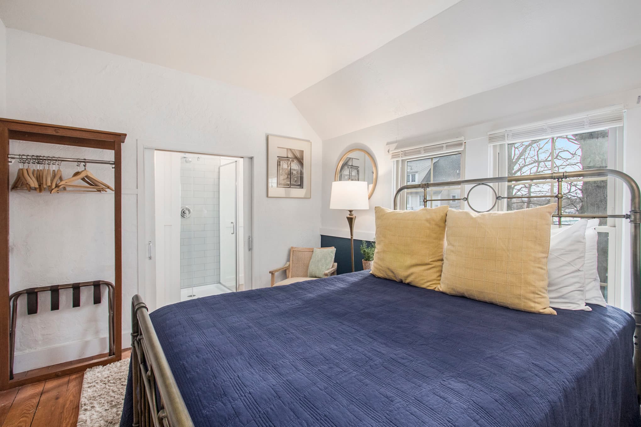 queen bed and bathroom