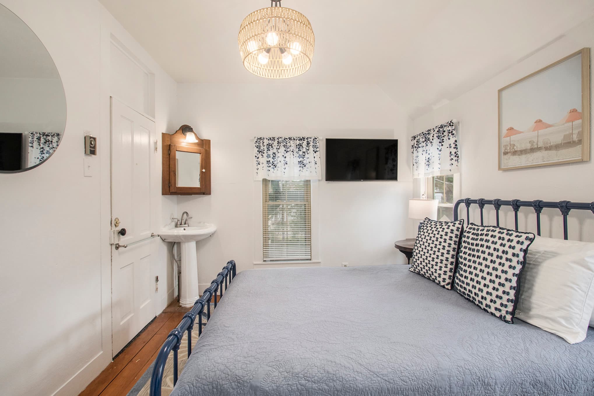 queen bed and bathroom