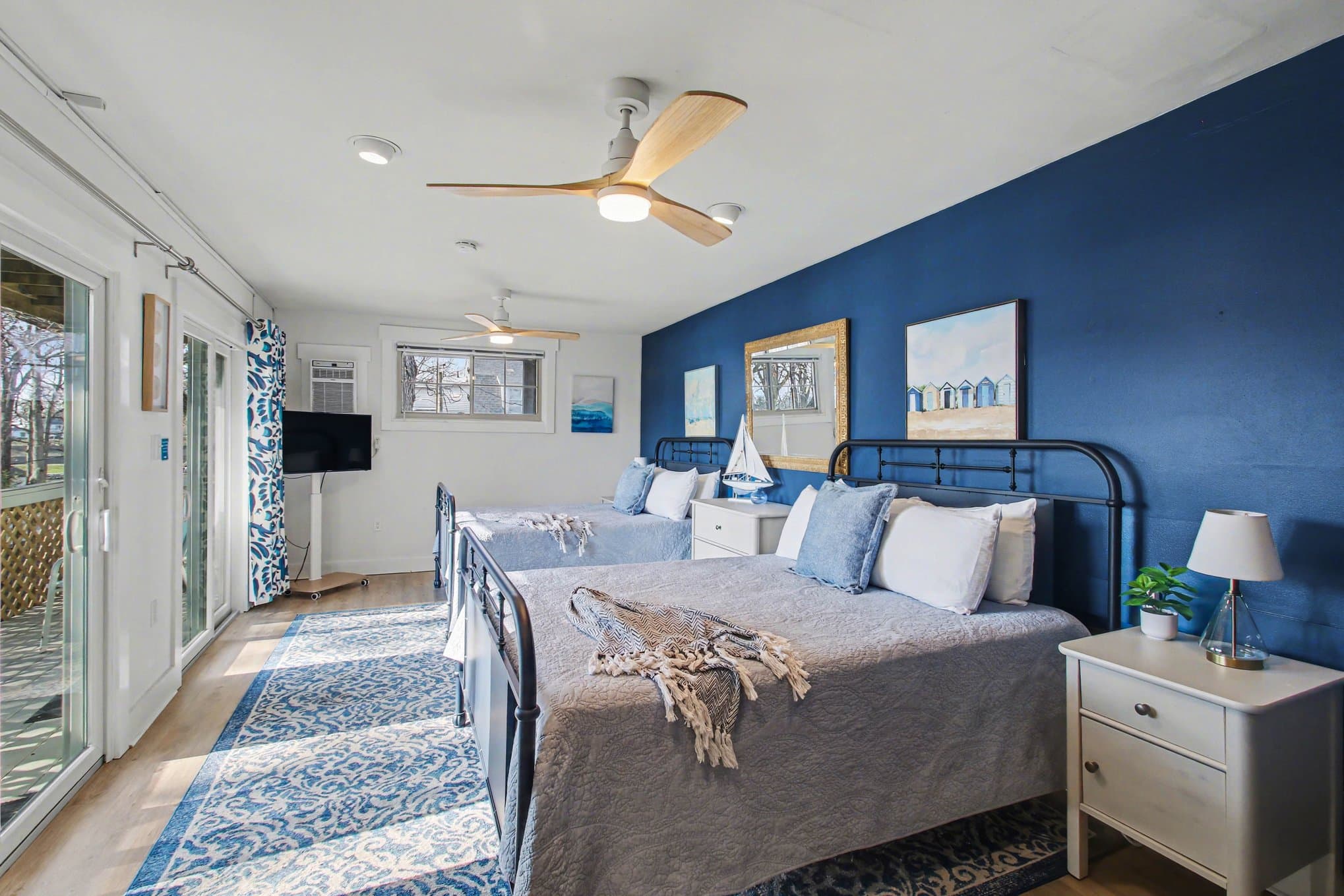 two queen beds